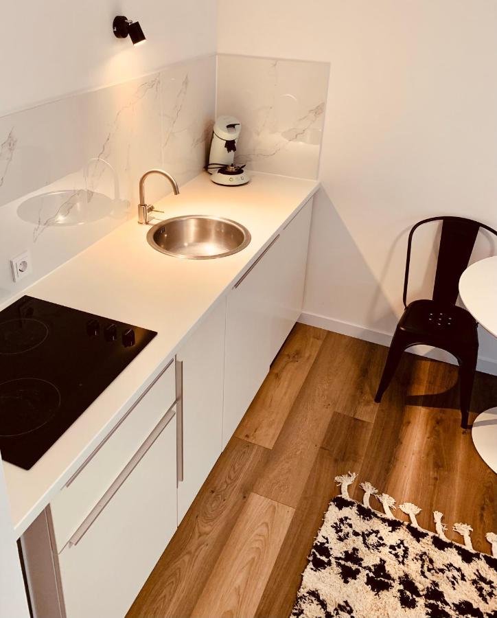 Gaestehaus Zur Uni Klinik Exklusives Apartment Mit Kueche Und Badezimmer Homburg  Eksteriør bilde