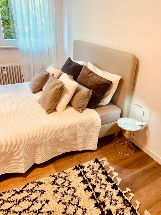 Gaestehaus Zur Uni Klinik Exklusives Apartment Mit Kueche Und Badezimmer Homburg  Eksteriør bilde