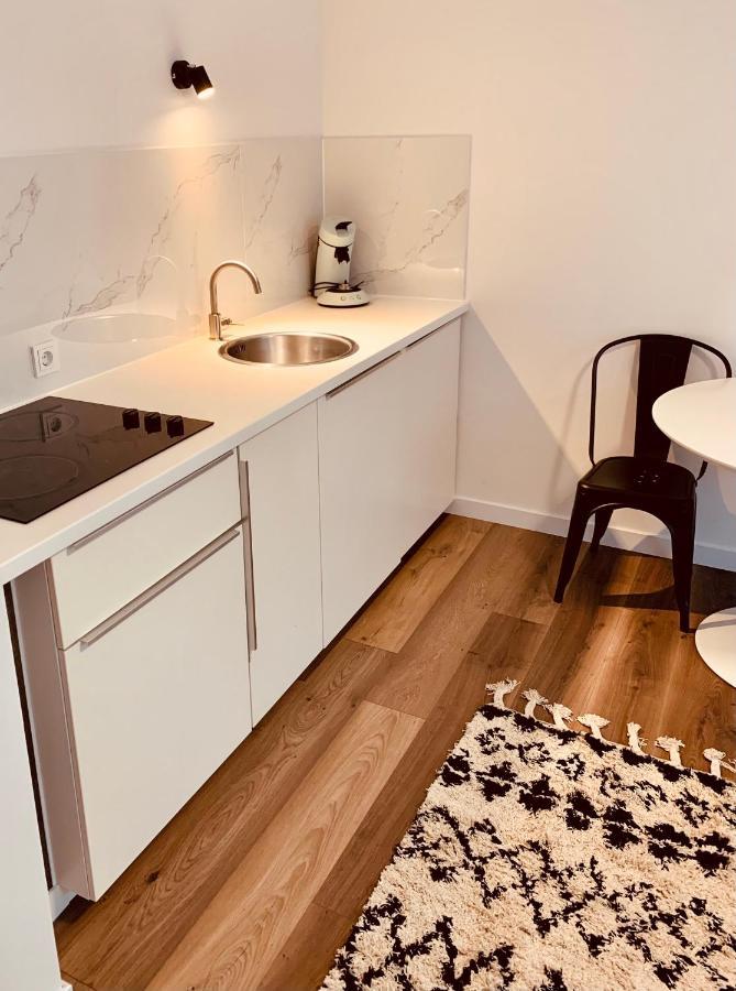 Gaestehaus Zur Uni Klinik Exklusives Apartment Mit Kueche Und Badezimmer Homburg  Eksteriør bilde